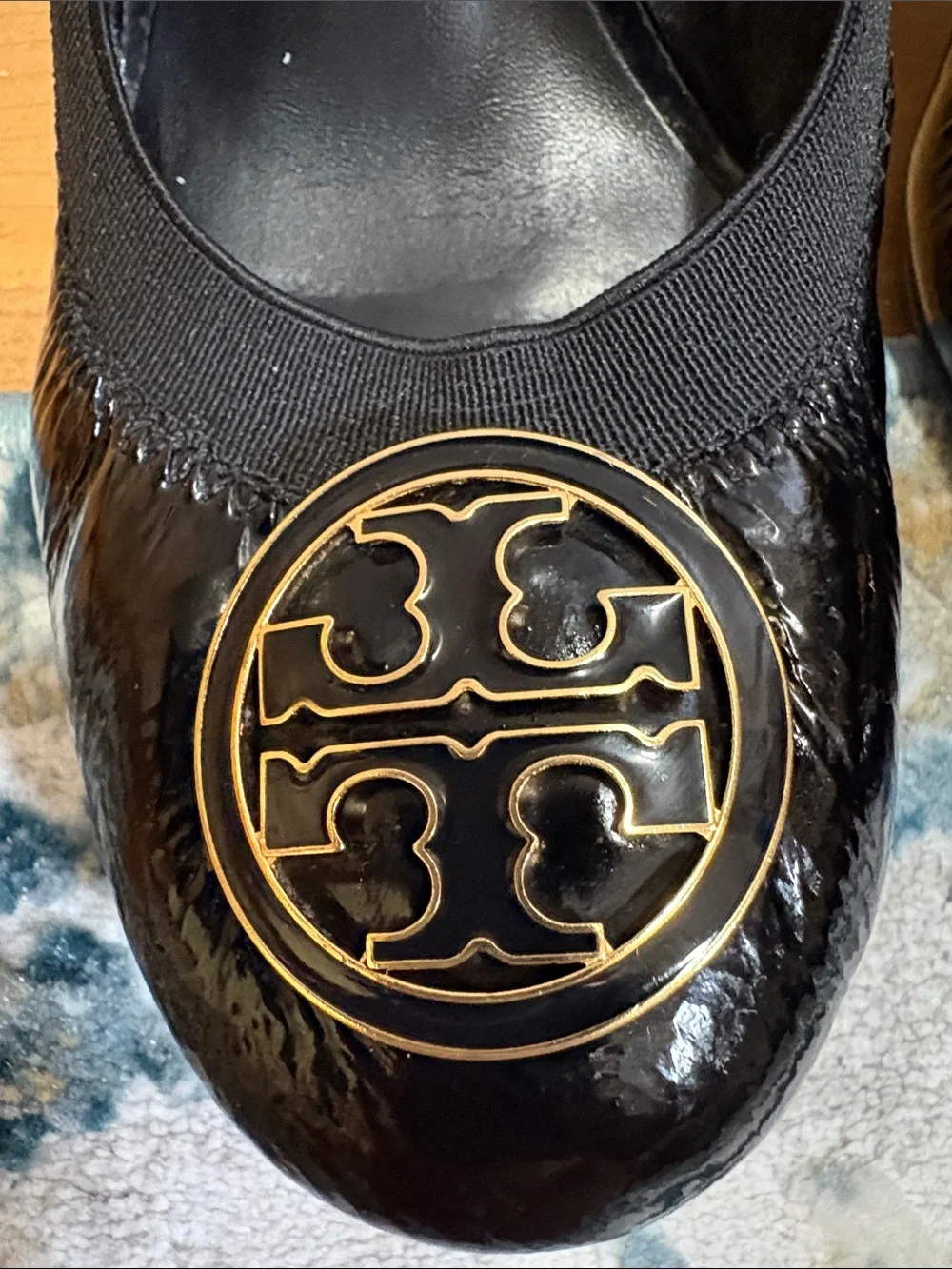 Tory Burch Black Patent Logo Round-Toe Heels 7M